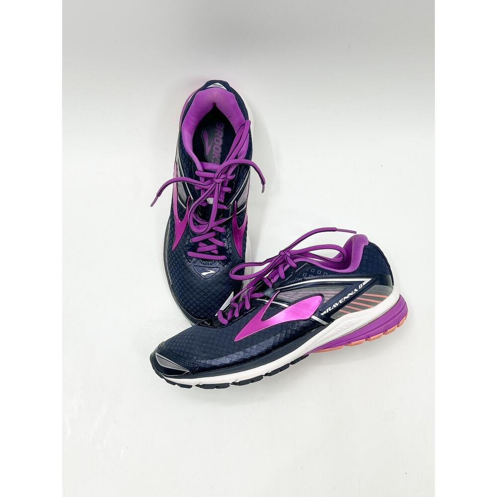 Brooks Ravenna 8 Running Shoe Sneaker women’s Sz 9 Blue Fuchsia